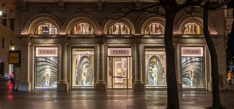 fendi largo goldoni roma|Fendi roma boutique.